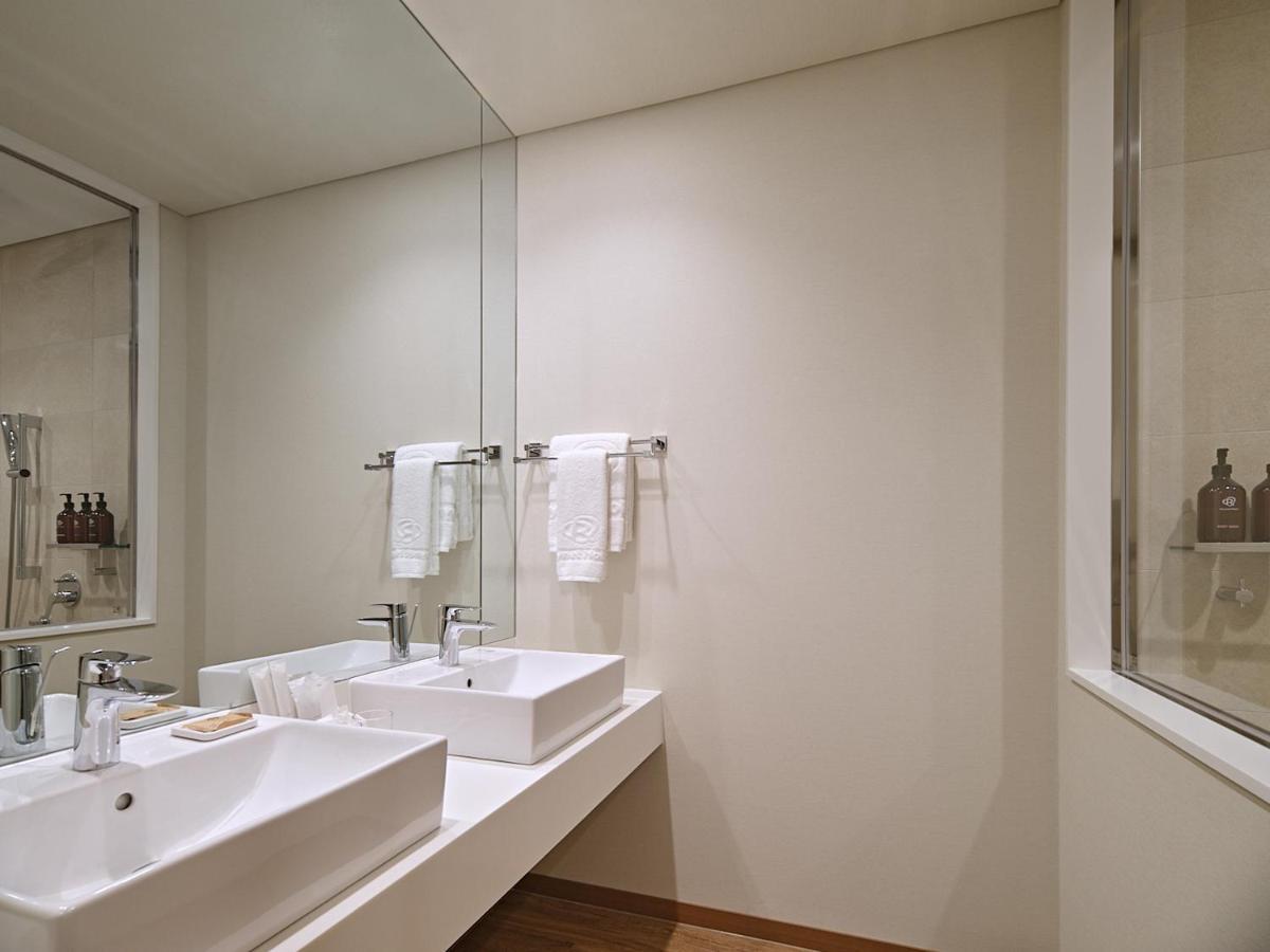 Roynet Mapo Hotel